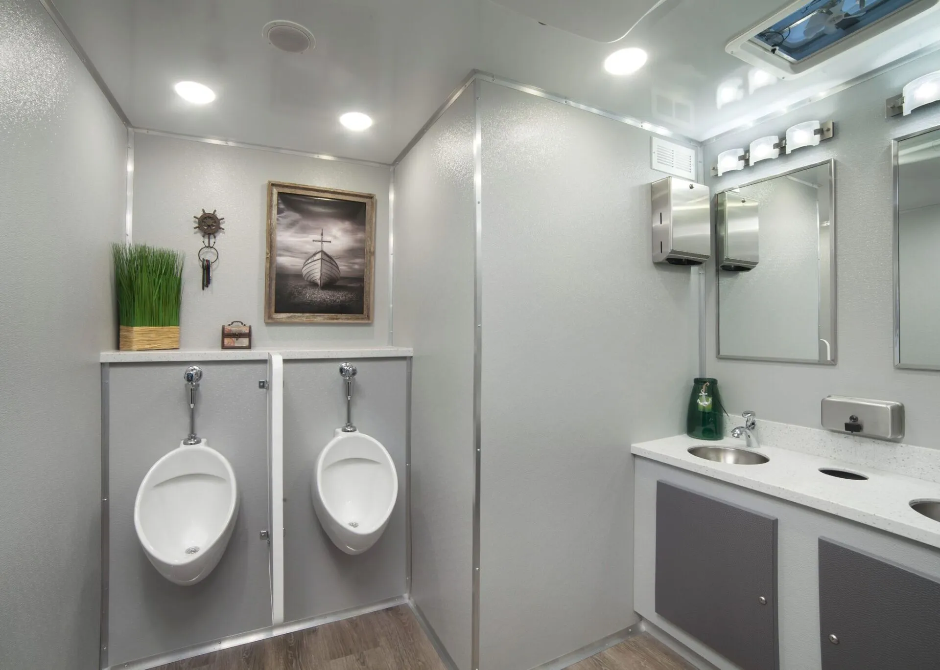 Commercial Class Restroom with Two Bowl — North Jackson, MS — Gotta Go Site Service Rentals